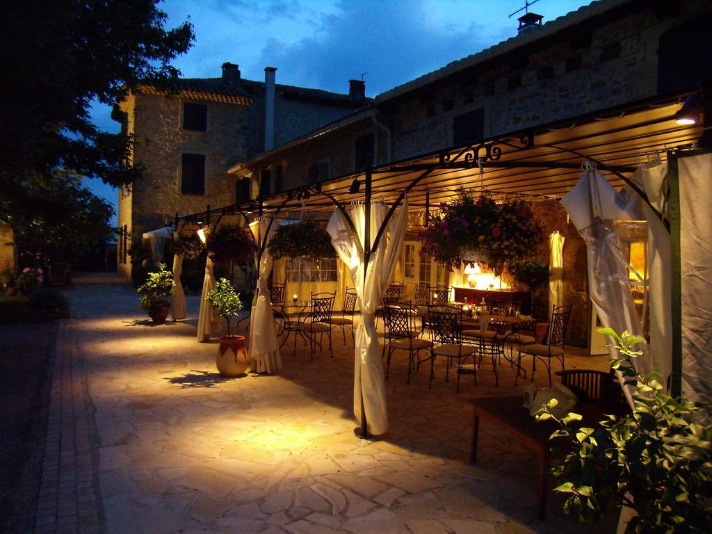Bastide Des Princes B&B Caderousse Eksteriør bilde