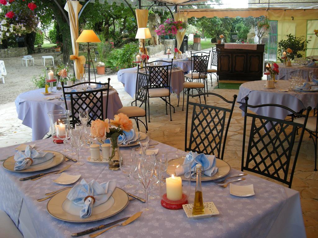 Bastide Des Princes B&B Caderousse Eksteriør bilde