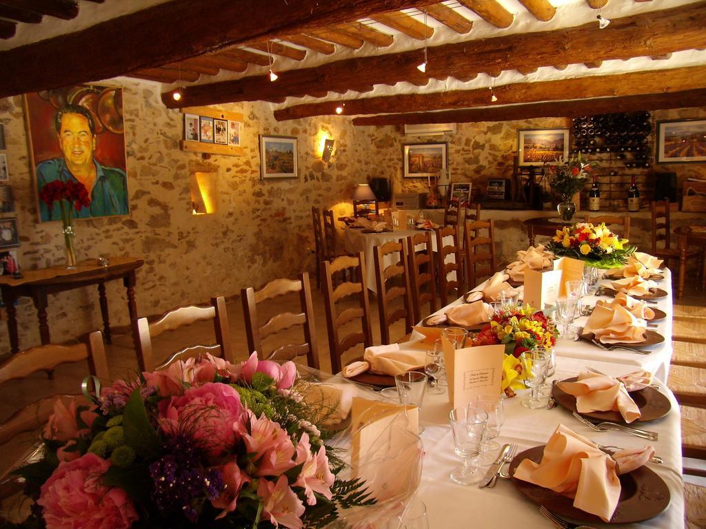 Bastide Des Princes B&B Caderousse Eksteriør bilde